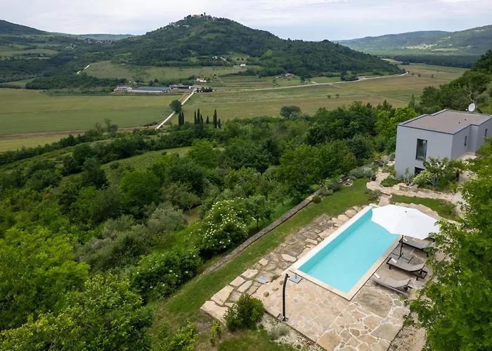 Villa Majestic Eye